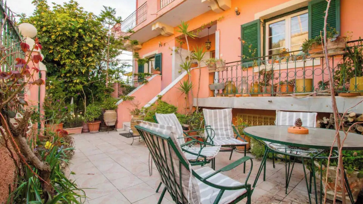 Esperion House | Eleni's Traditional House in Agrafi
