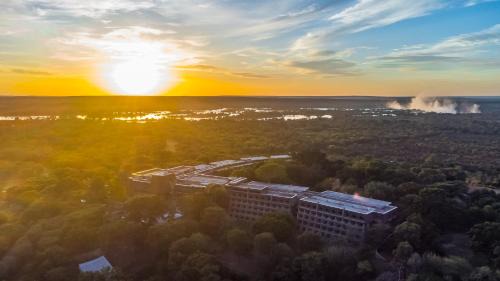Victoria Falls Hotel | Elephant Hills Resort