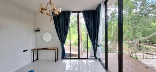 San Pa Thong House | Elephant Regency