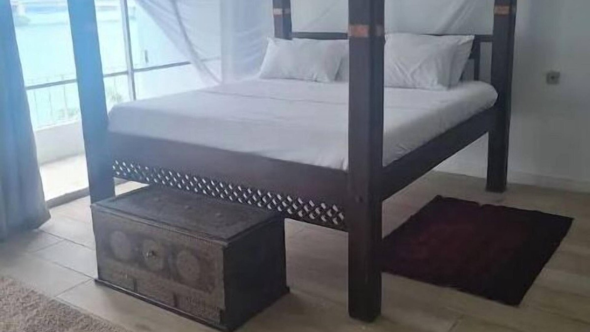 Ras Makamaiwe House | Elephant sea view 1 bedroom
