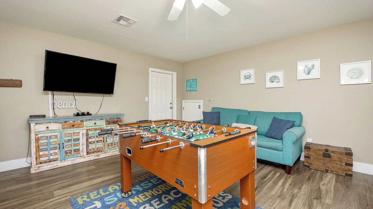 Corpus Christi House | Elevate your Beach Getaway at this Stylish Retreat just Steps from the Beach!