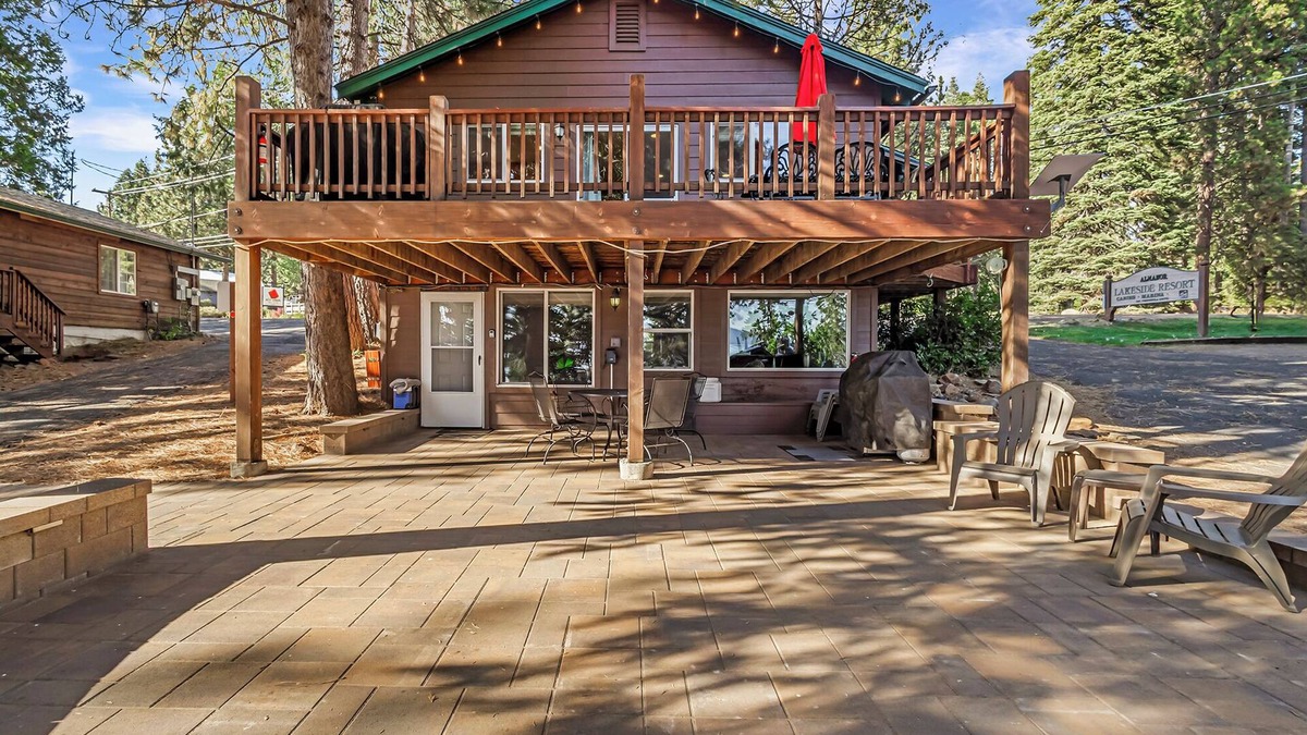 Peninsula Village Cabin | Elevate Your Stay~Top Unit at Lake Almanor Escape7
