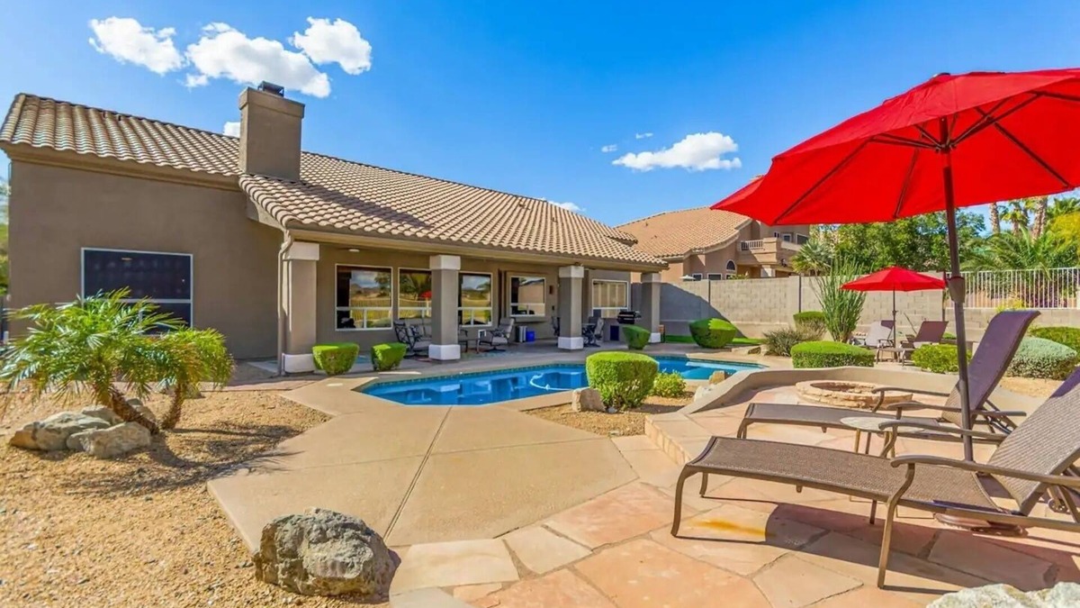 Foothills Club West House | Elevated Living: Modern Elegance Meets Desert Tranquility