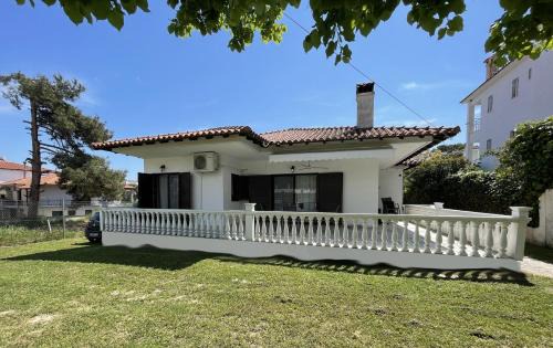 Psakoudia Villa | Elfeko Cottage