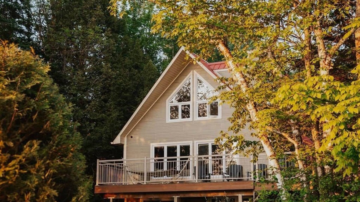 Stratford Ski Chalet | Elgin Inn -Rustique bord de lac, SPA, quai, kayaks