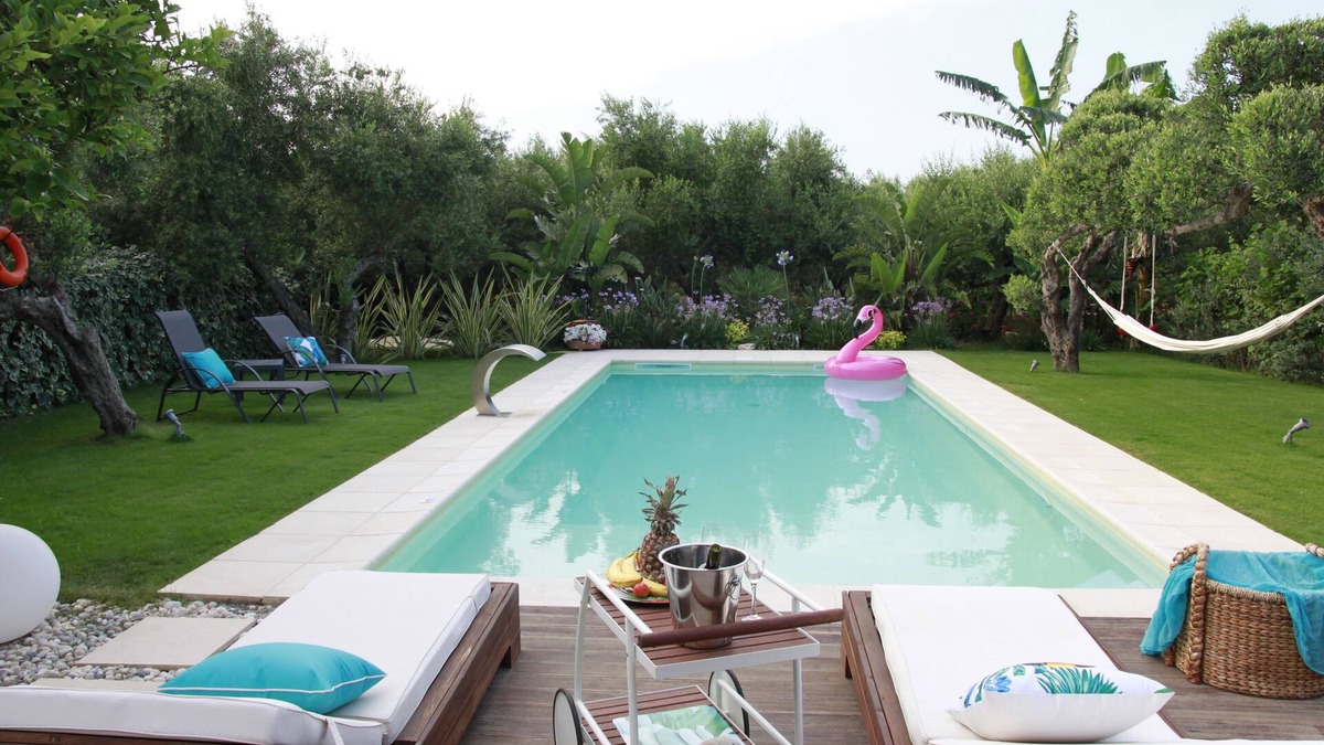 Korfalonas Villa | Elia Seaside Villa, an amazing two-story house in Kissamos with a pool