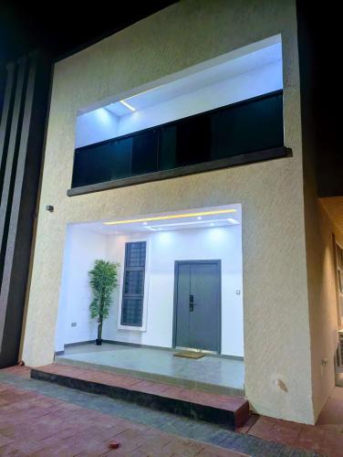 Bono East Region Apartment | Eliana Castle