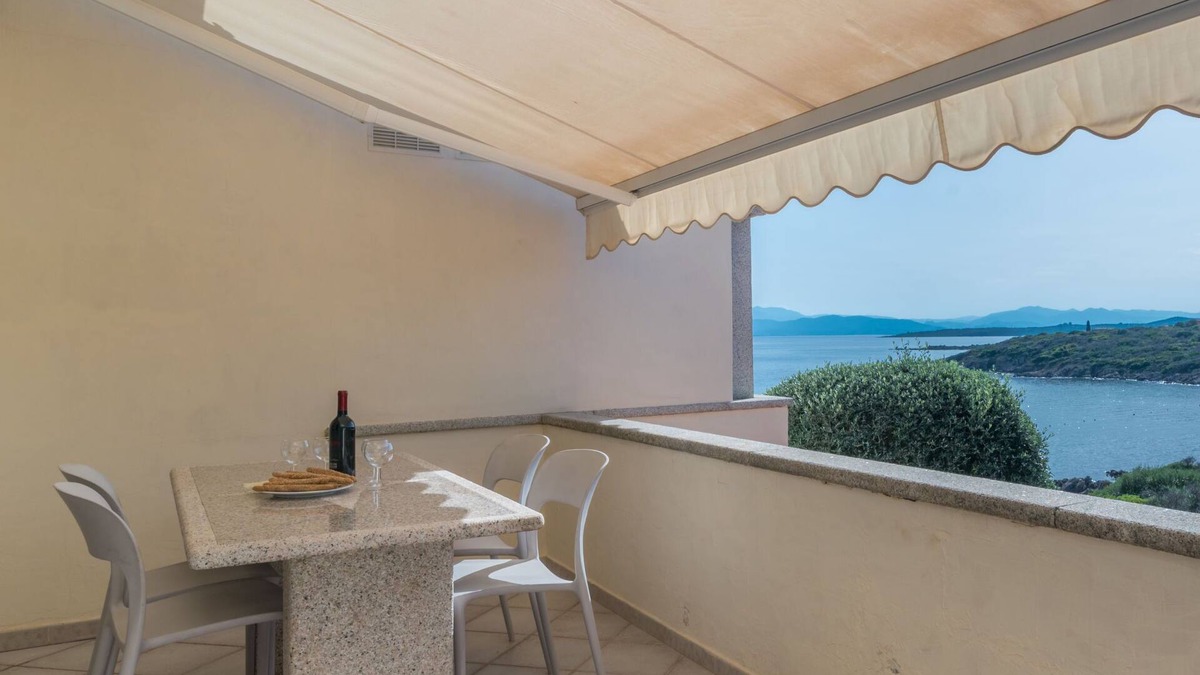 Baia Caddinas Apartment | Elicriso by Interhome