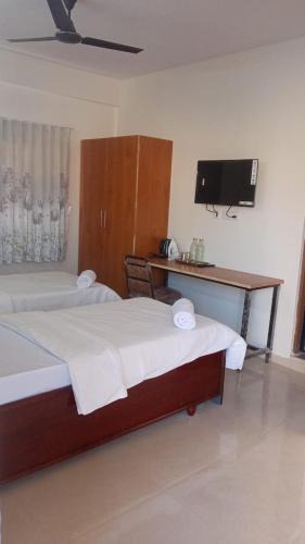 Kadi Hotel | Elis Homestayz