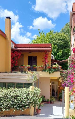Zona LIII Tomba di Nerone Apartment | Elisa e Carla House Beautiful apartments on the Cassia