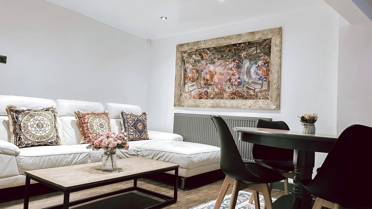 Sheffield Apartment | Elite Elegan2-Bed-2-Bathrooms-Apartment In Sheffield