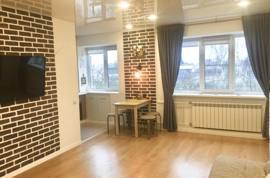 Pskov Old Town Apartment | Elite Flat in Center City