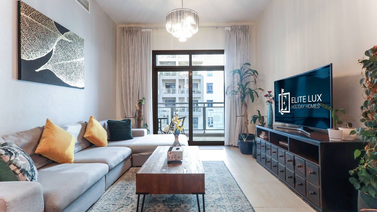 Discovery Gardens Apartment | Elite LUX Holiday Homes - Serene 1BR Apartment Near Metro, Al Furjan, Dubai