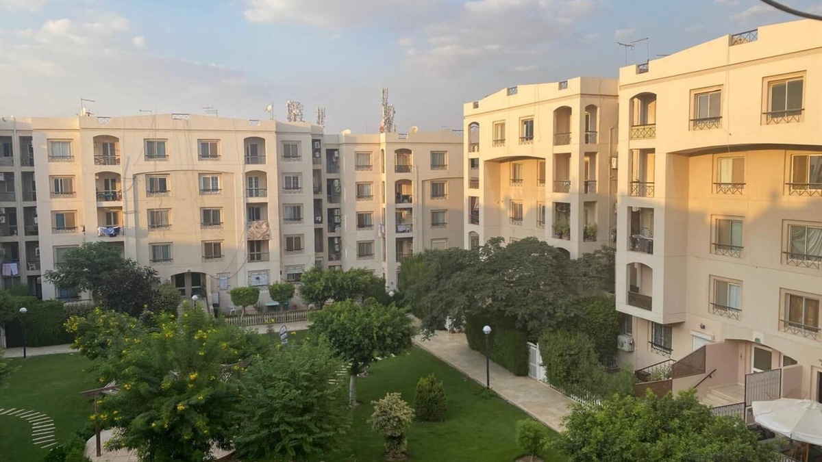 Al-Jamaliyah Condo | Elite shared apartment stay with me females only-15 minutes to Cairo Airport