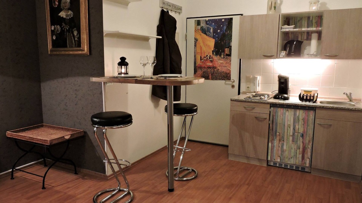 Altstadt - Sankt Lorenz Apartment | Elite Studio Apartment