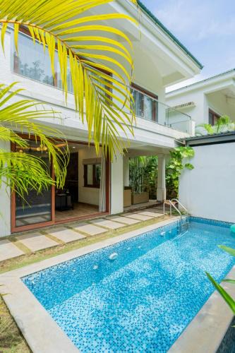 Siolim Villa | ELIVAAS 3 BHK Pvt Pool & Bar - Villa Valerie