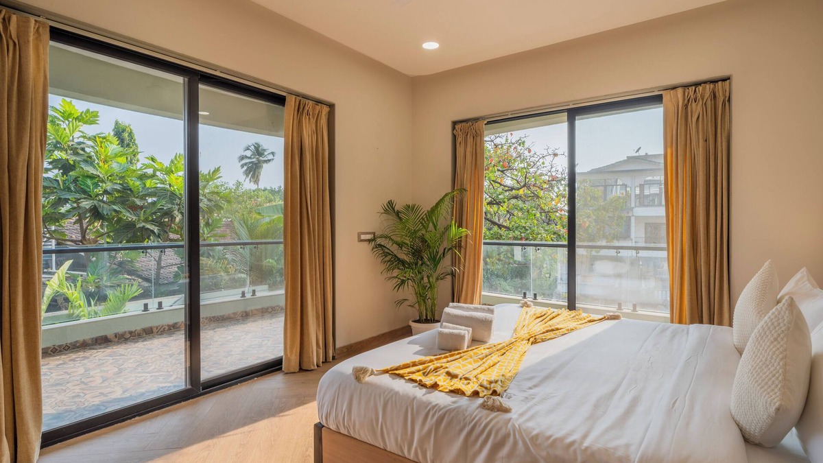 Saipem Apartment | ELIVAAS Kamerios Regalia 2BHK Apartment