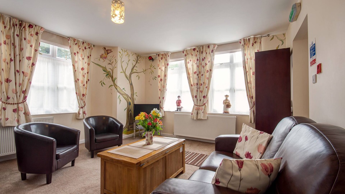 Denstone Apartment | Elizabeth at Heywood Hall