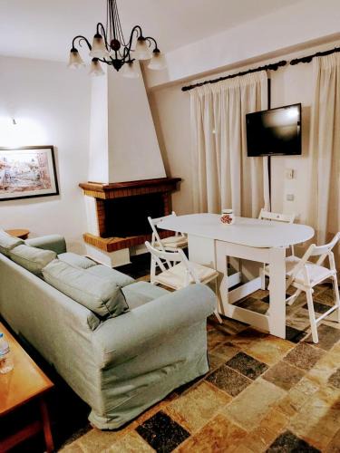 Arachova Villa | Elizabeth's house 2 Λιβάδι Αράχωβας