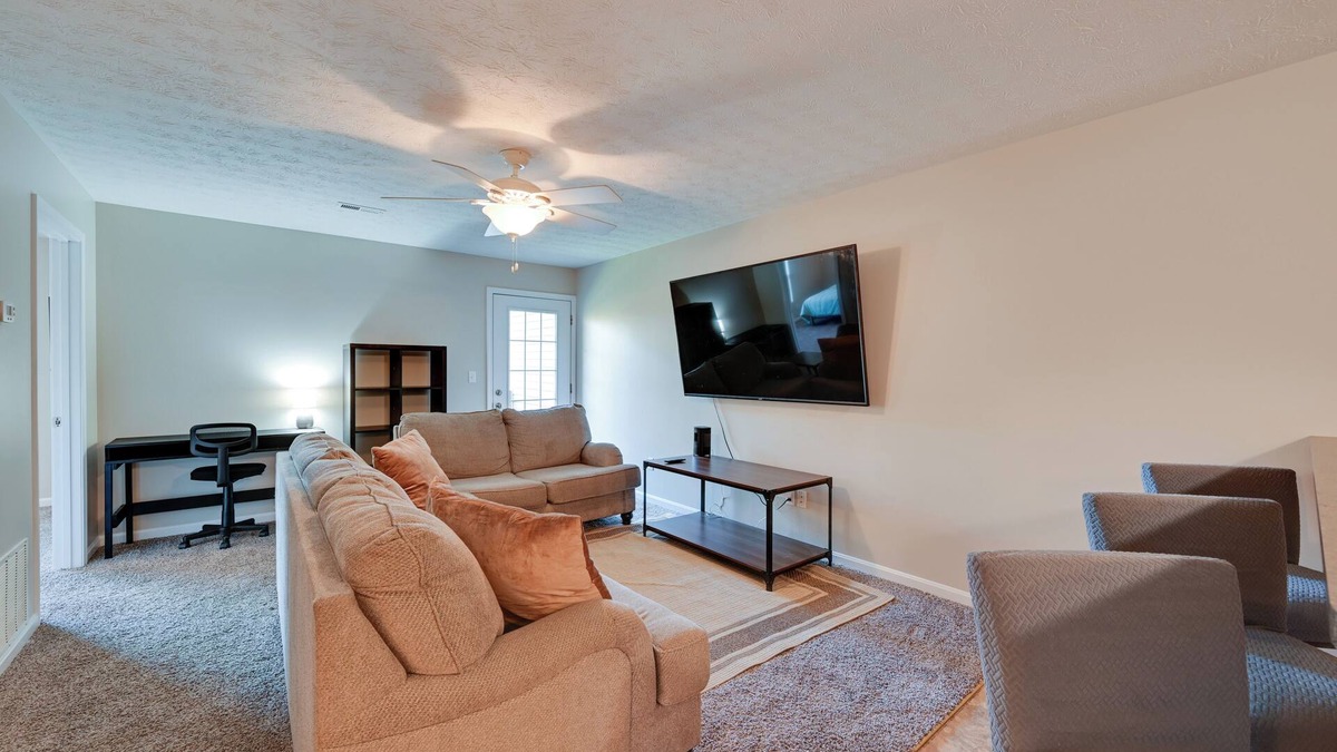 Elizabethtown Apartment | Elizabethtown Apt: 3 Mi to Dtwn!