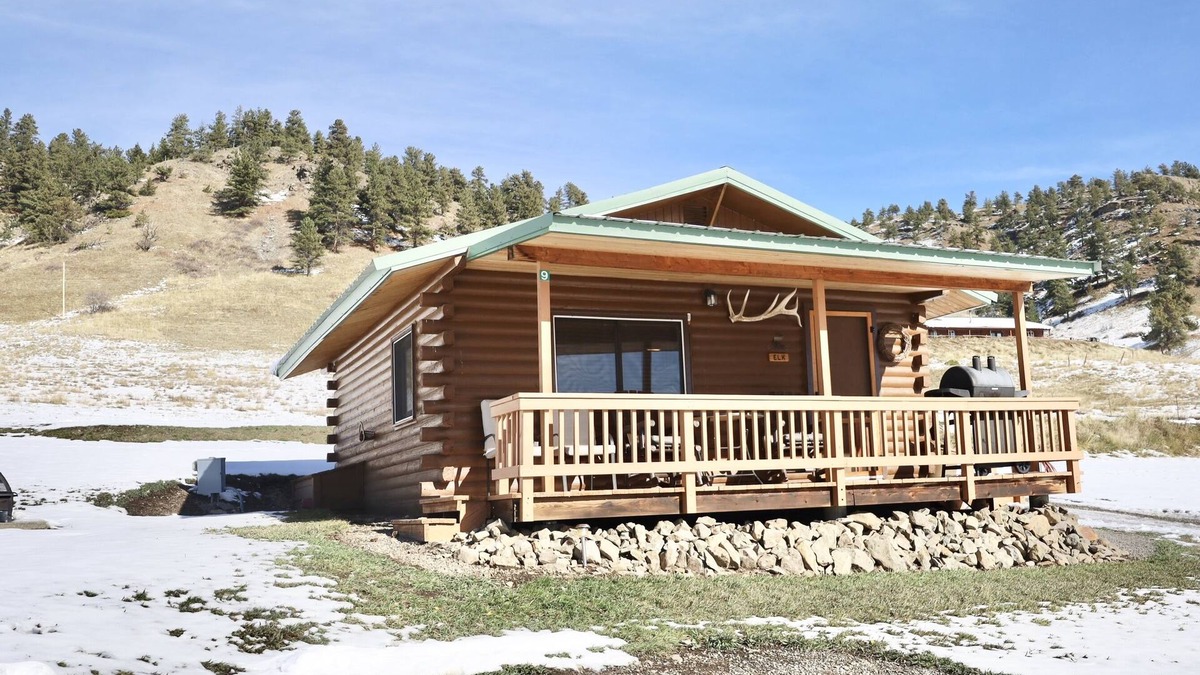 Fishtail Cabin | Elk Cabin - Mountain Views, Hear Rushing River, Private, Pet Friendly