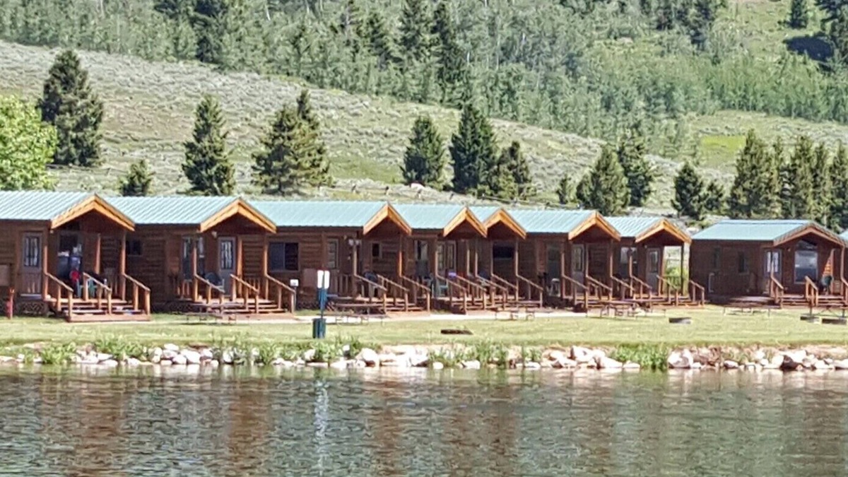 West Yellowstone Cabin | Elk Haven Camping (Cabin 16)