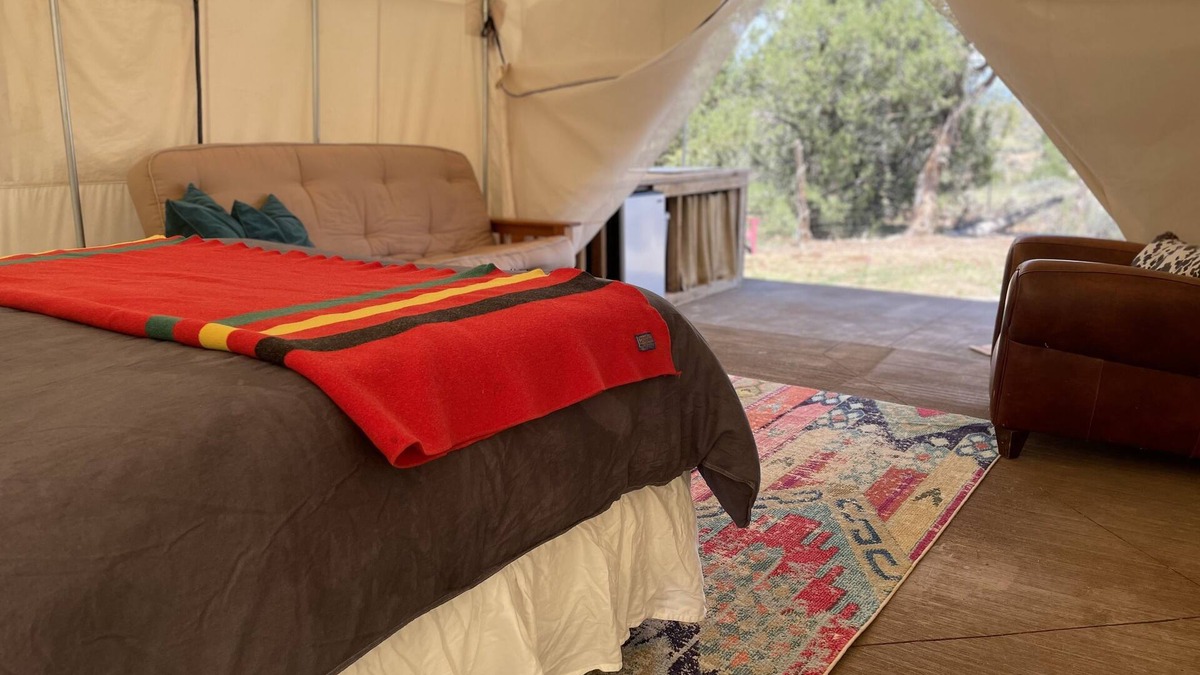 Ignacio RV Rental | Elk Ridge Casita/Glamping in large canvas tent with stunning views