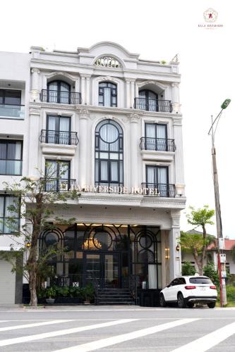 Lao Cai Hotel | Ella Riverside Hotel