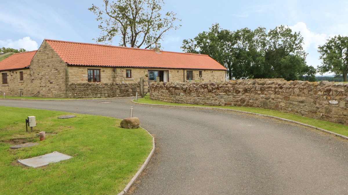 Wackerfield House | ELLABERRY, family friendly, with open fire in Ingleton, County Durham