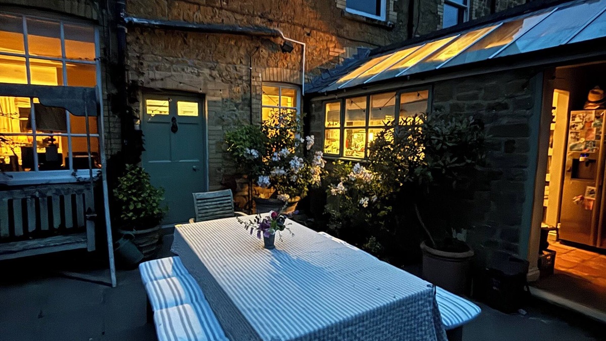 Castle Cary Bed & Breakfast | Ellesmere House