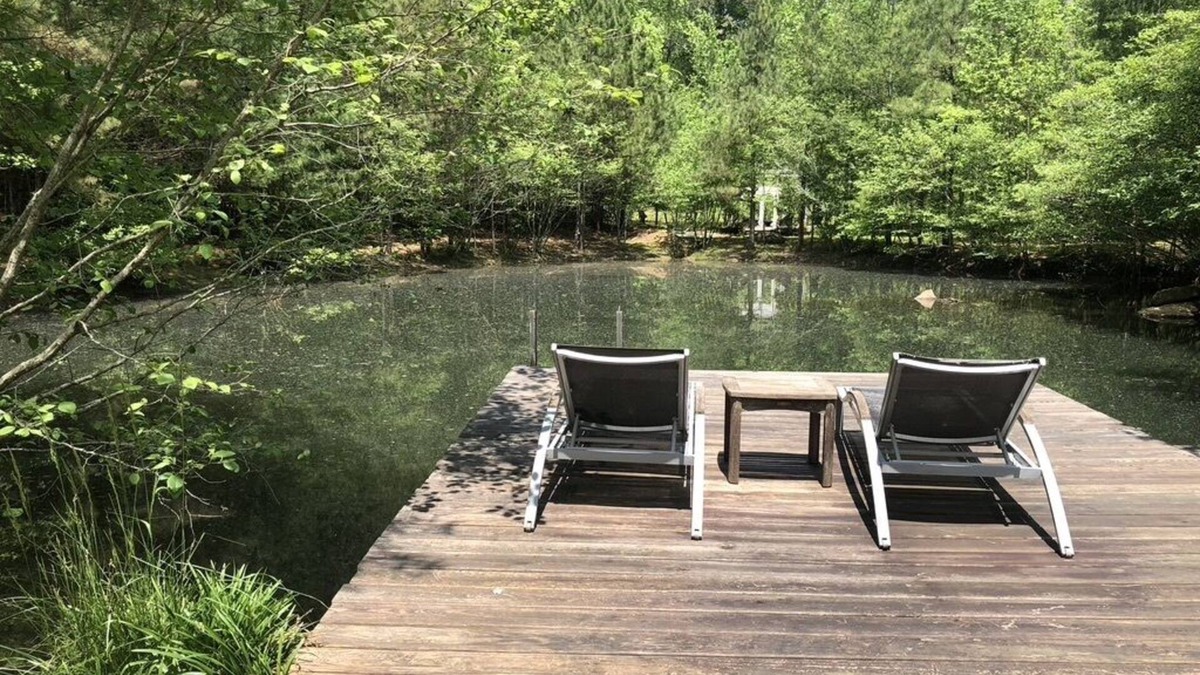 Ellijay Cabin | Ellijay Retreat - Private Pond, Creek, Game Room & Goat Shed Sleeping Porch