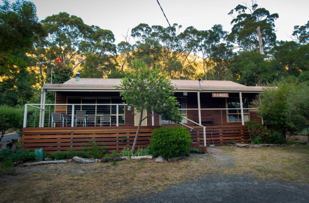 Halls Gap House | Ellimata Holiday Cottage