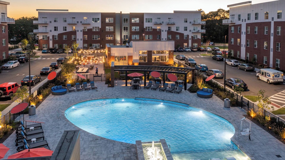 Coliseum Central Apartment | Ellipse Urban: Walk to Peninsula Town Center - Hampton's Best Location