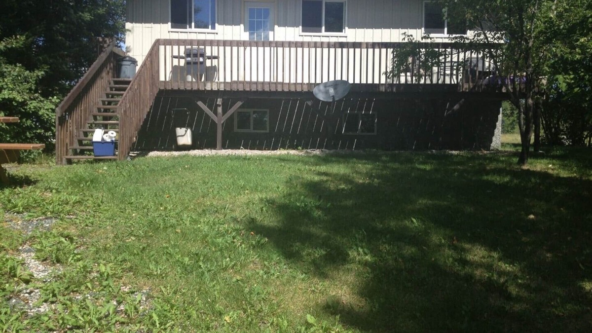 Dryden House | Elm Bay Cabin Rentals - Cottage #1
