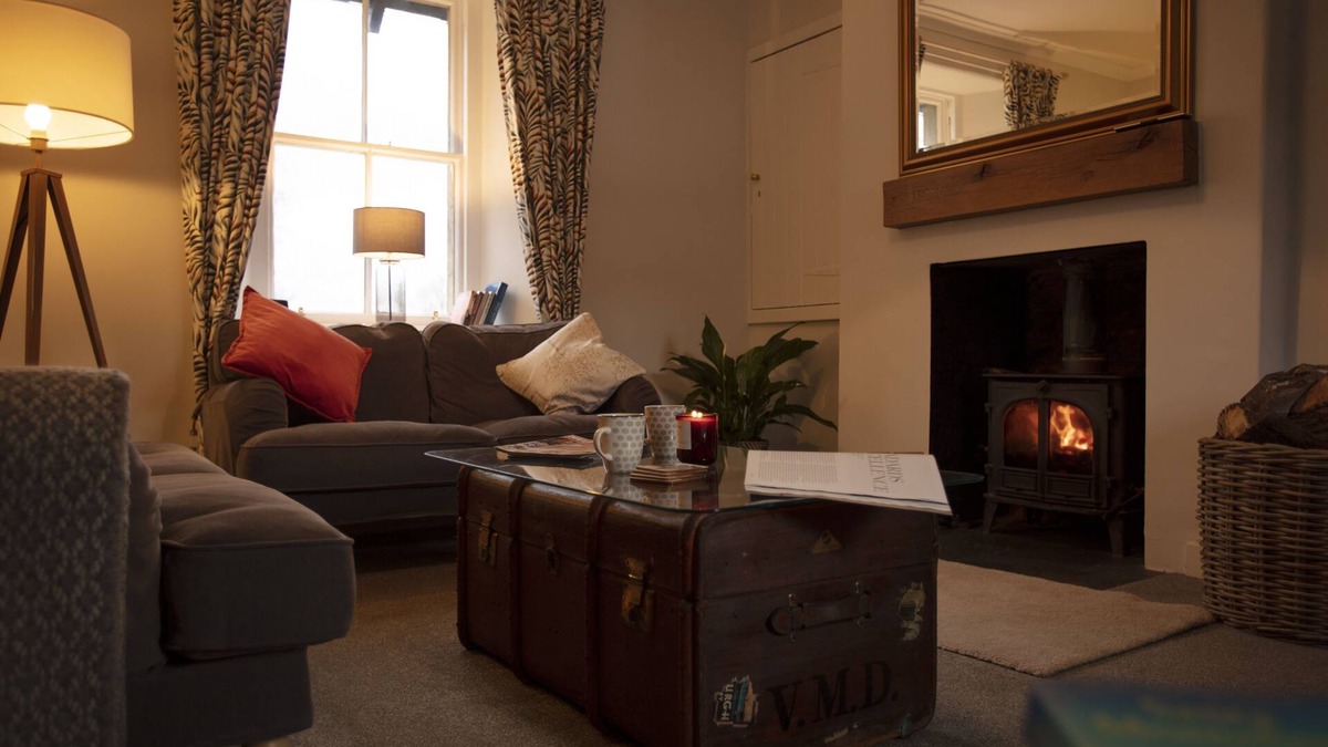 Gorebridge Cottage | Elm Cottage - a charming traditional stone cottage with 2 bedrooms on Arniston Estate