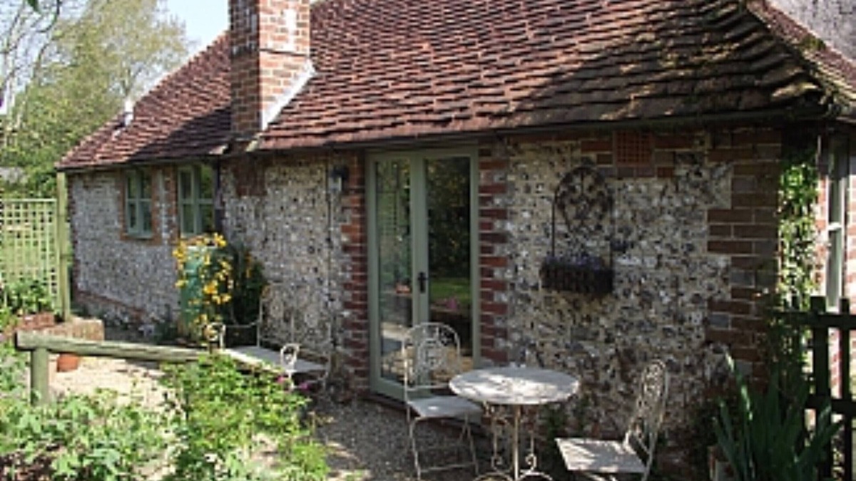 Chichester Cottage | Elm Cottage, Goodwood