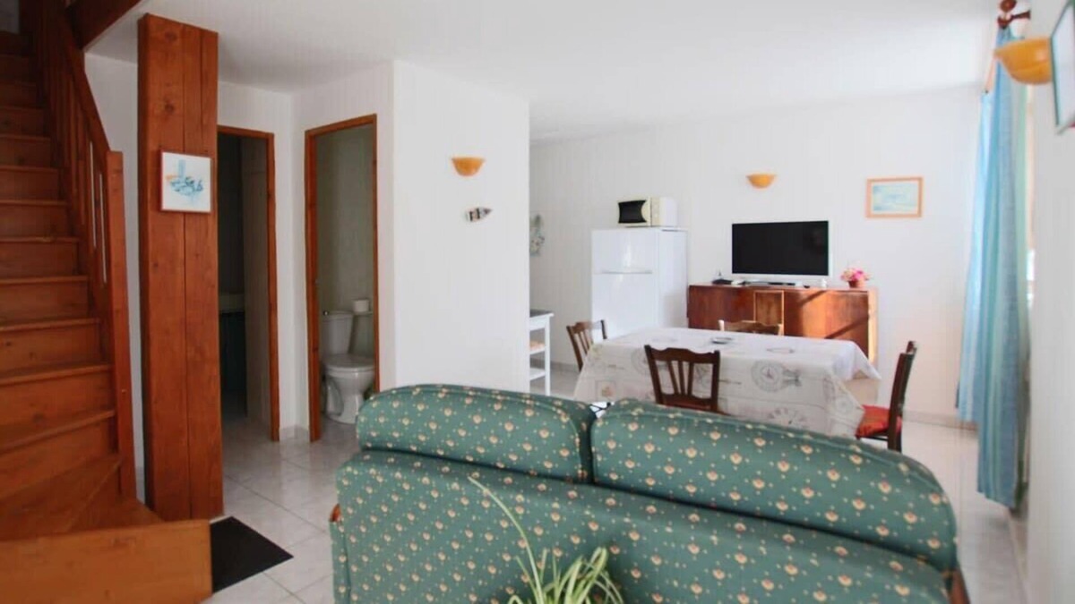 Romegoux House | Elma Stay, Location La Rétaise