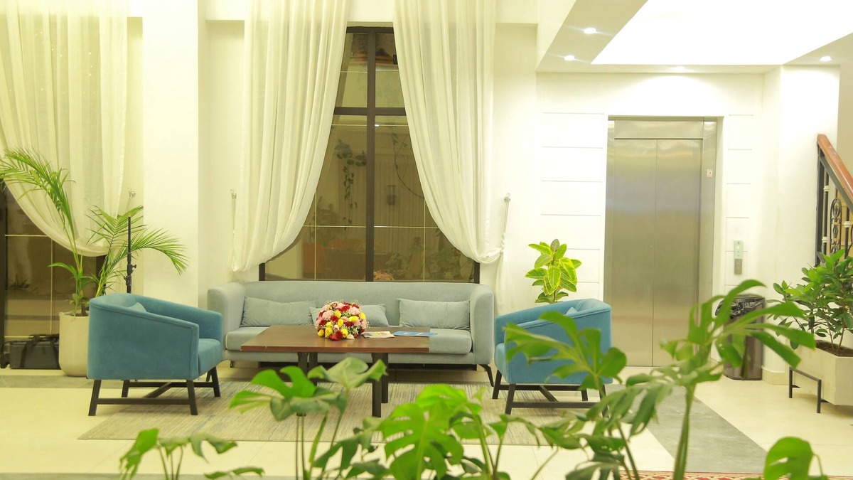 Kirkos Hotel | Elmo's Hotel