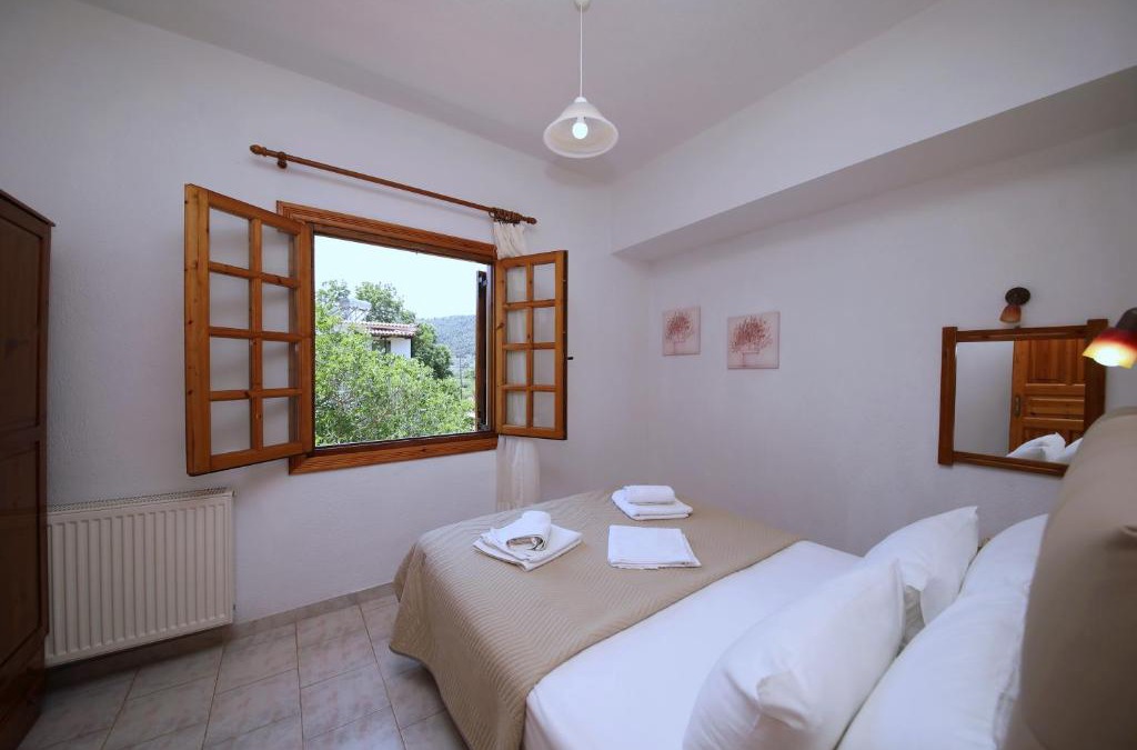 Stafylos Apartment | Elsa Stafilos