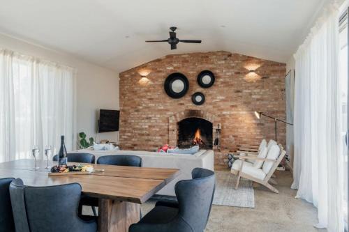 Evandale House | Embracing Evandale