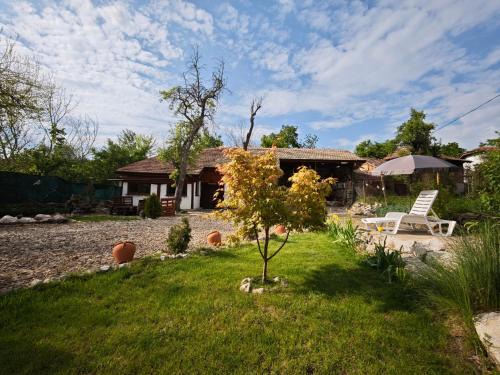 Veliko Tarnovo House | Emena Art Guesthouse