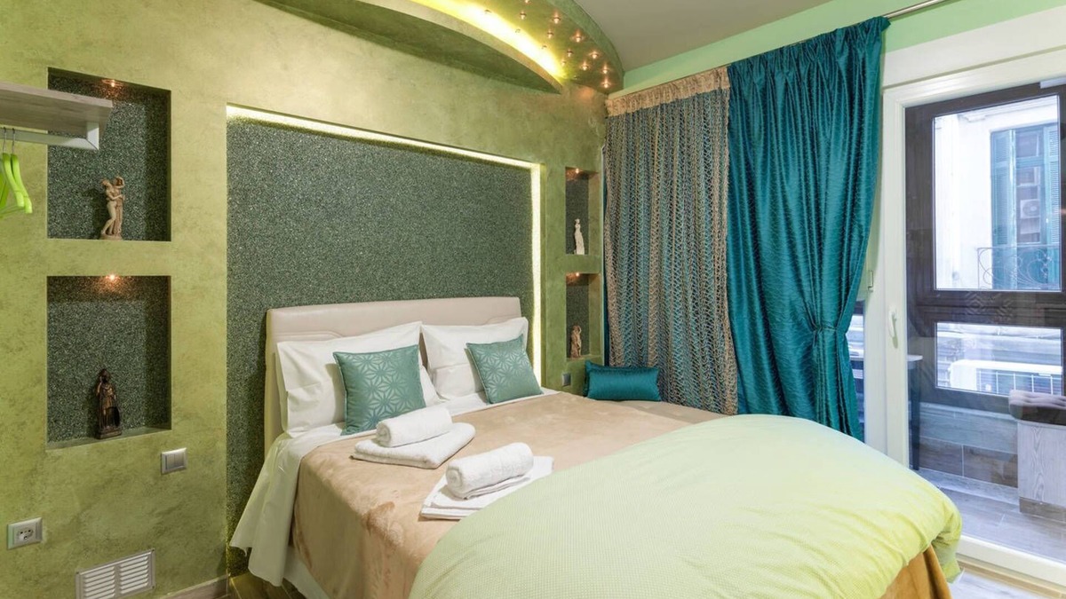 Thessaloniki City Centre Apartment | Emerald central luxury mini suite