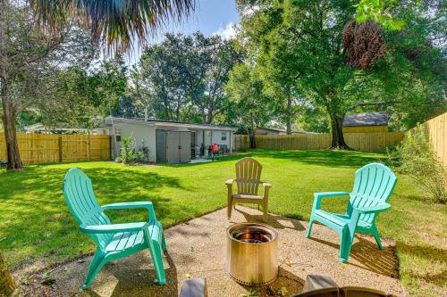 Mary Esther House | Emerald Coast Home Outdoor Entertainment Area!