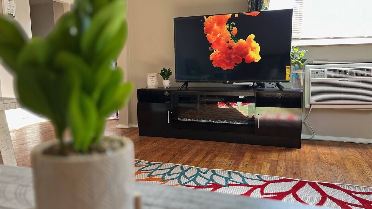West Price Hill Apartment | Emerald Oasis 1 Bedroom Apartment 13 Minutes to Downtown