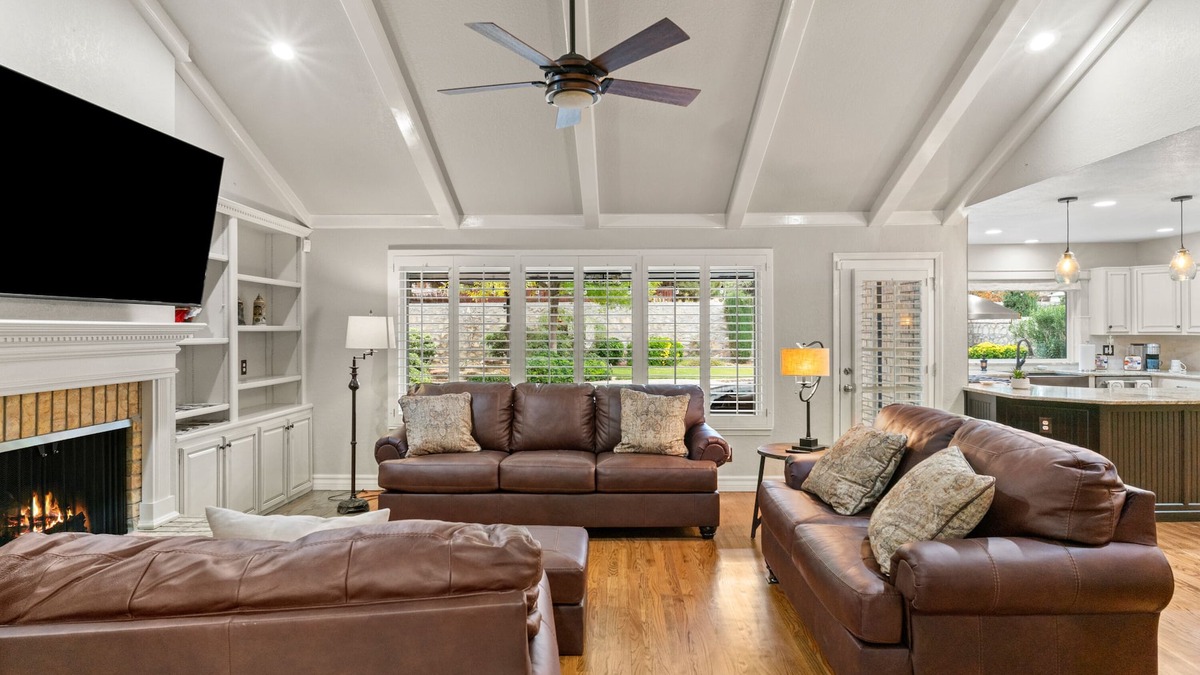 Biggs Field House | Emerald Rose! Serene home filled with love, beauty, peace around every corner.