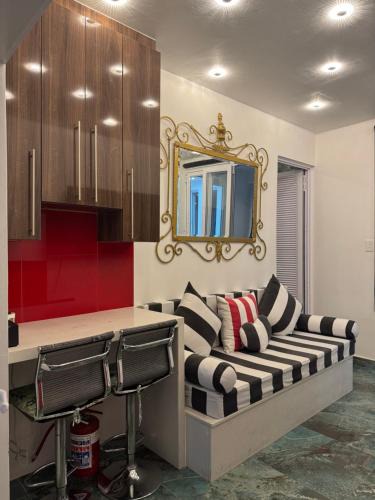 Humewood Apartment | Emerald Suite Summerstrand