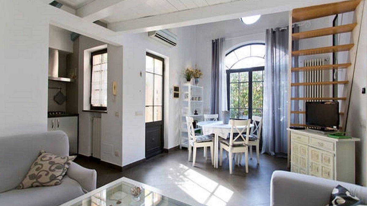 Partanna Apartment | Emilia's Liberty
