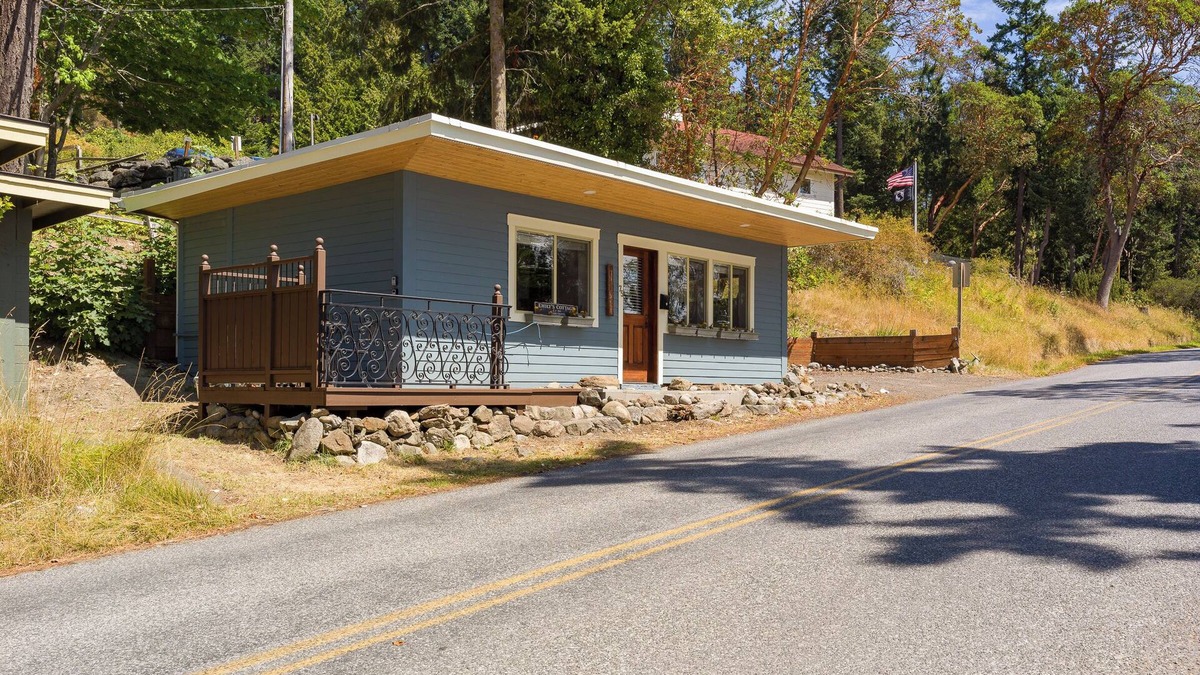 Orcas House | Emily's Cottage at Cayou Channel - Orcas Island