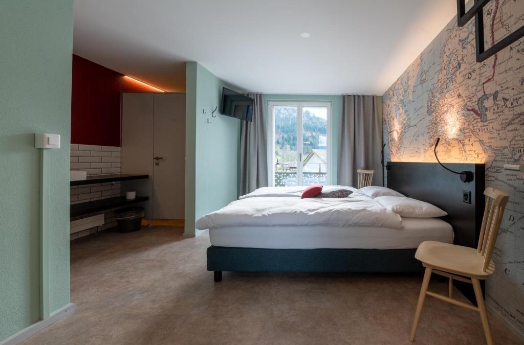 Lungern Bed & Breakfast | Emma's B&B - Self Check-in Hotel
