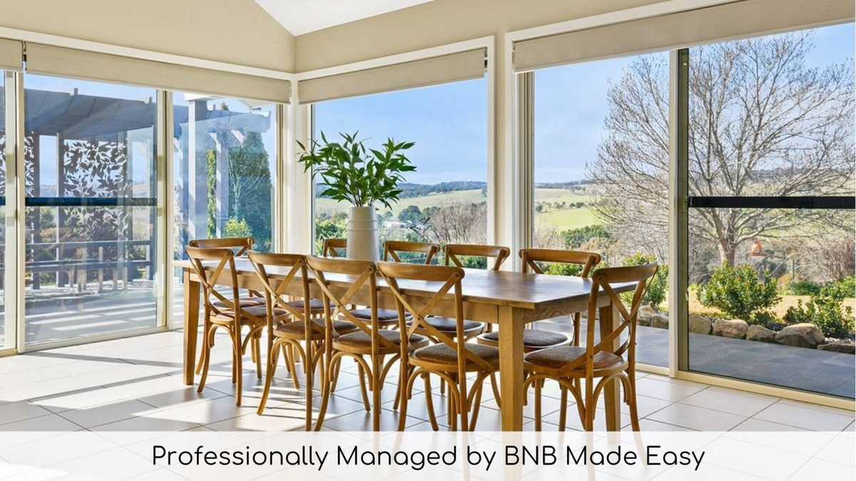 Windera House | Emma's Lane - Large Entertaining Home, Sleeps 8